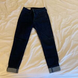 Gap Universal Jegging Mid Rise Jeans.  Dark Indigo Blue Size 26 / 2R. Like new